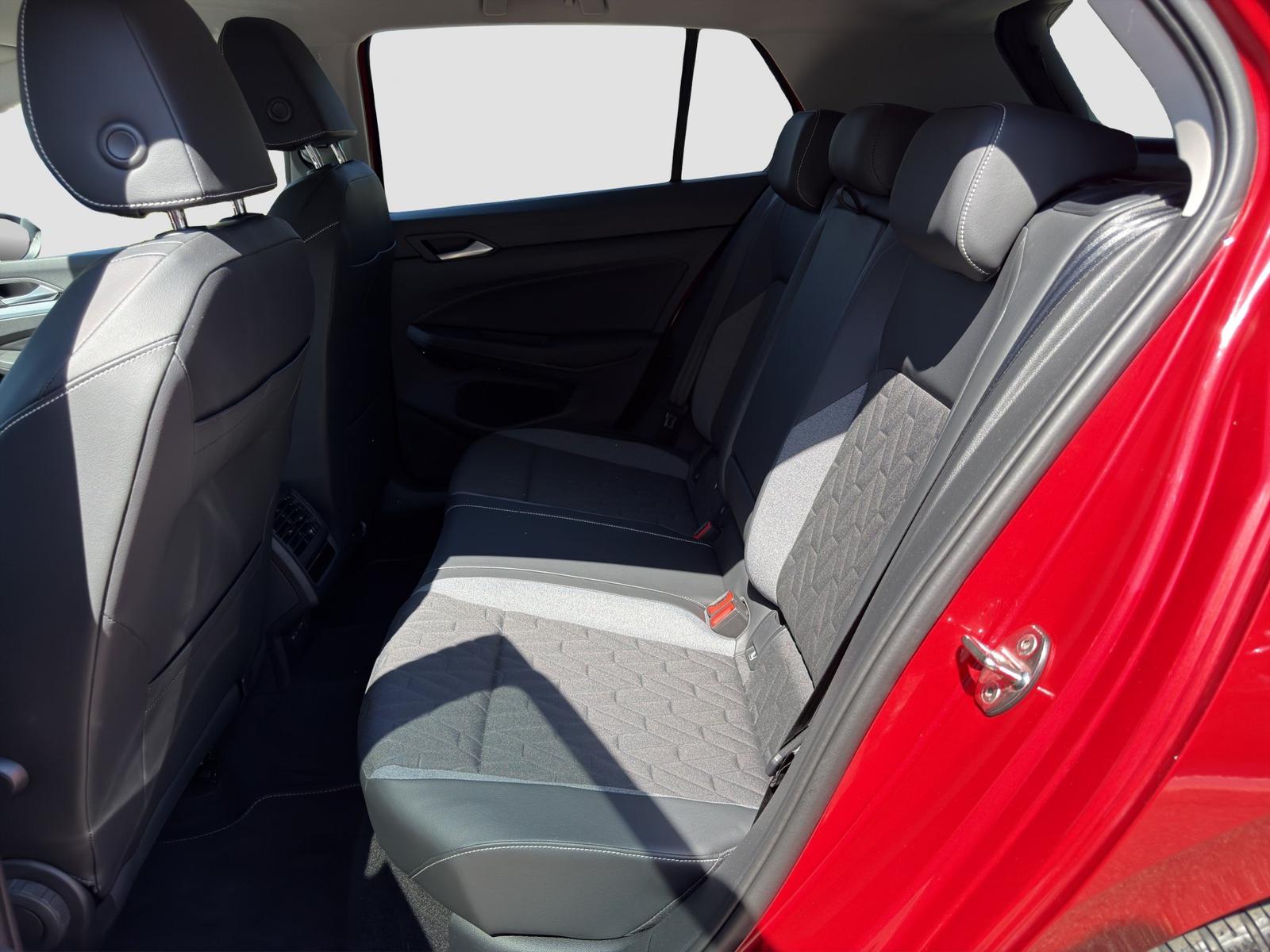 Volkswagen Golf VIII 1.5 eTSI GOAL NAVI IQlight Ambiente SH, миниатюра 10