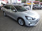 Ford Focus Titanium Turnier-1.Hand-Service gepflegt- - Ford: Service