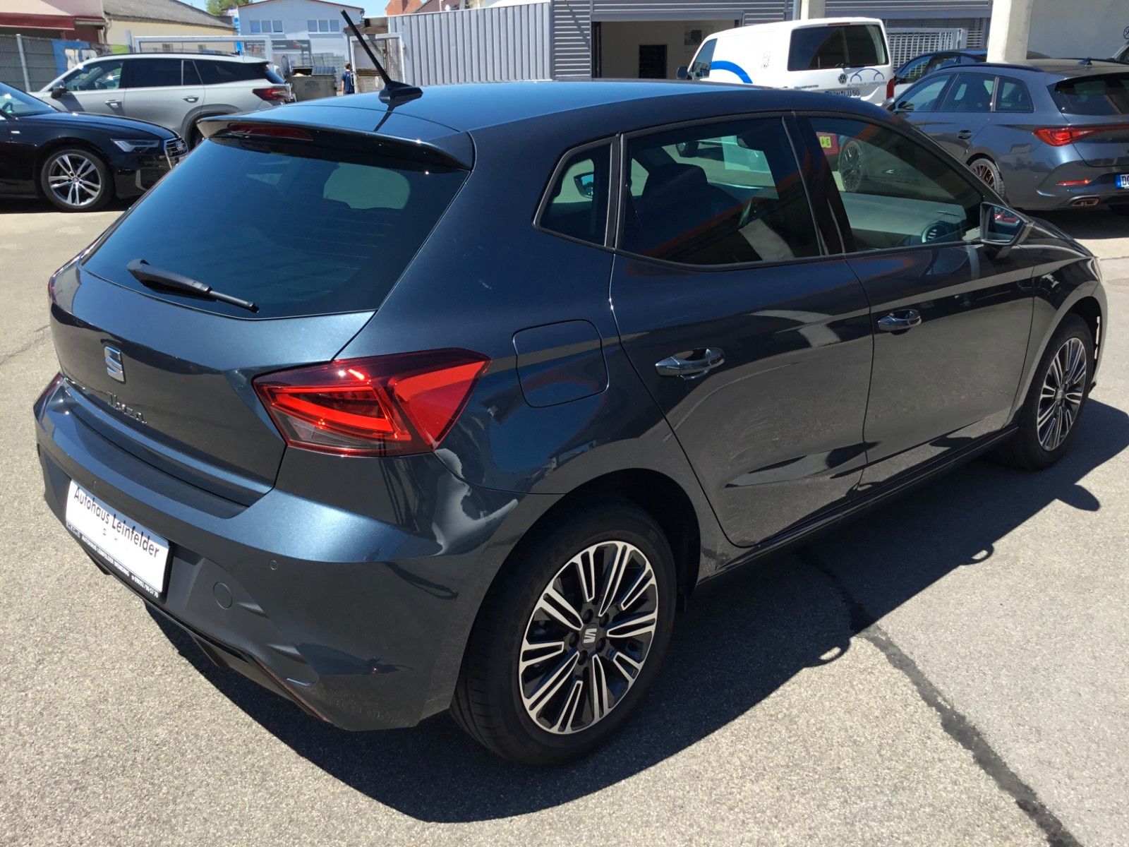 Fahrzeugabbildung SEAT Ibiza 1.0TSI Style DSG+ACC+16"+Navi+LED+FullLink