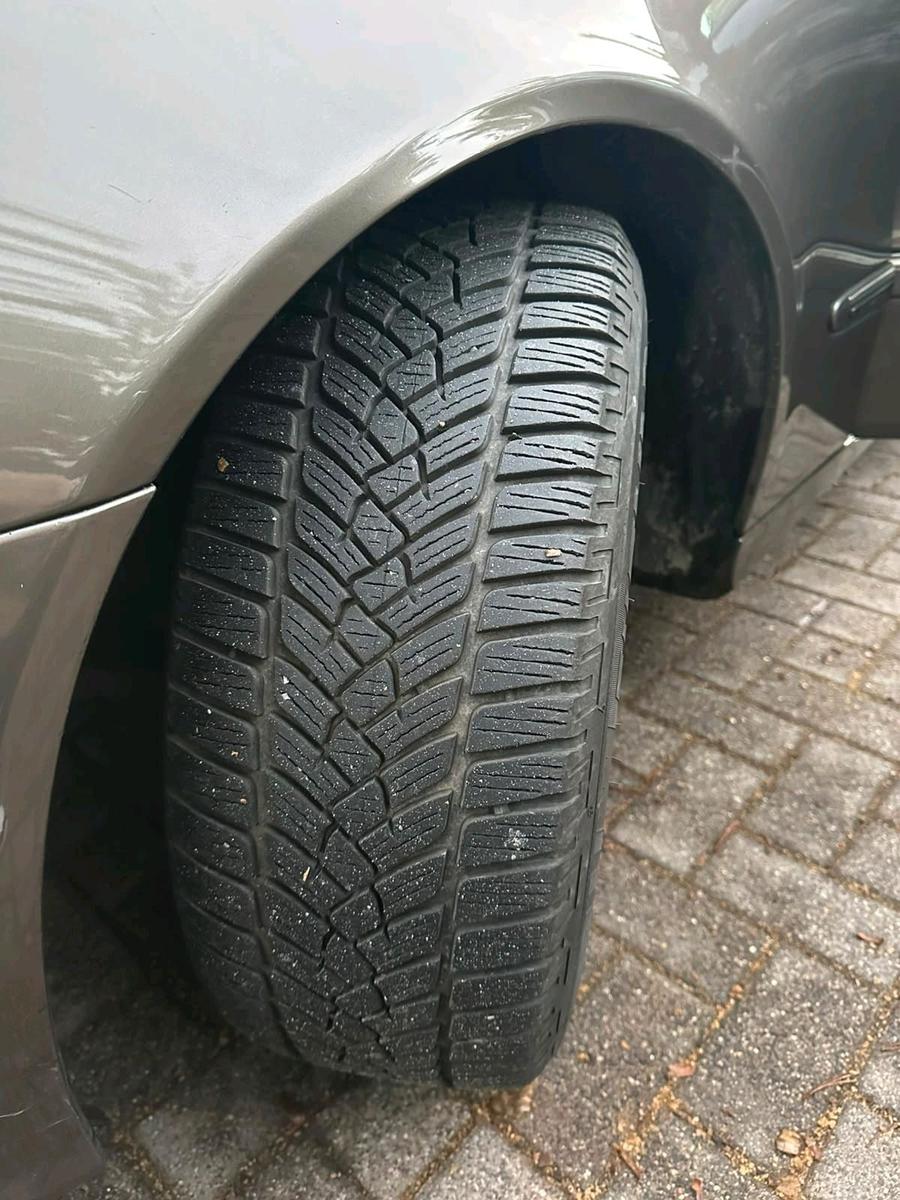 Mercedes-Benz E220 2007 — photo 13