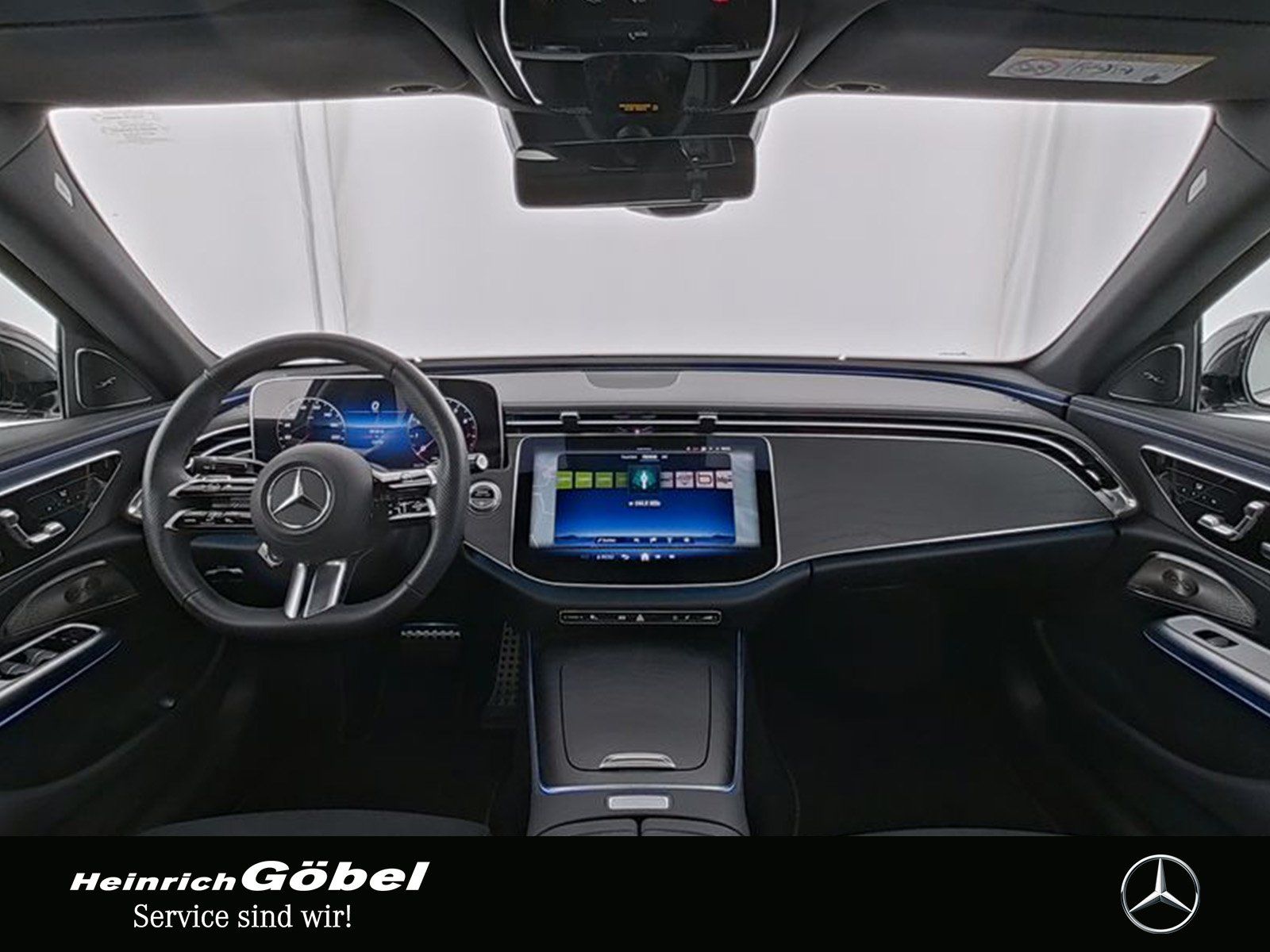 Fahrzeugabbildung Mercedes-Benz E 200 4M AMG+PANO+BURMESTER+DIGITAL+360°+MEMORY