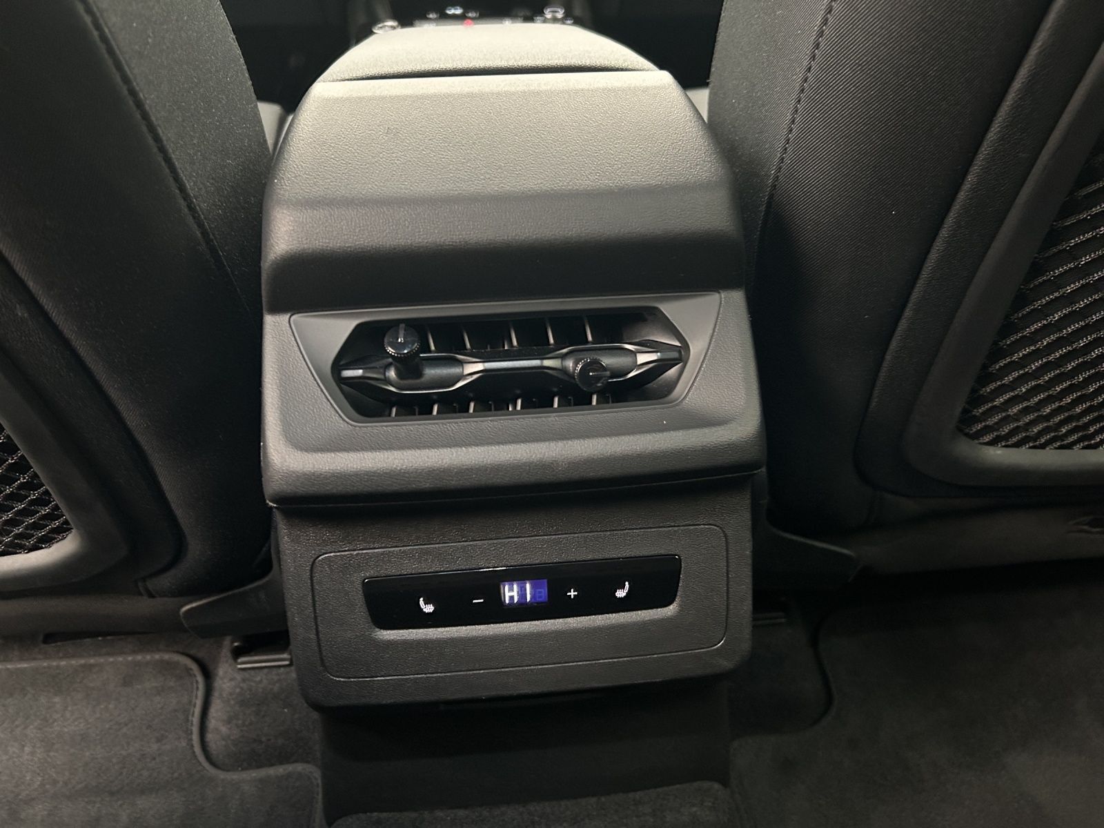 Audi Q6 e-tron - Bild 18