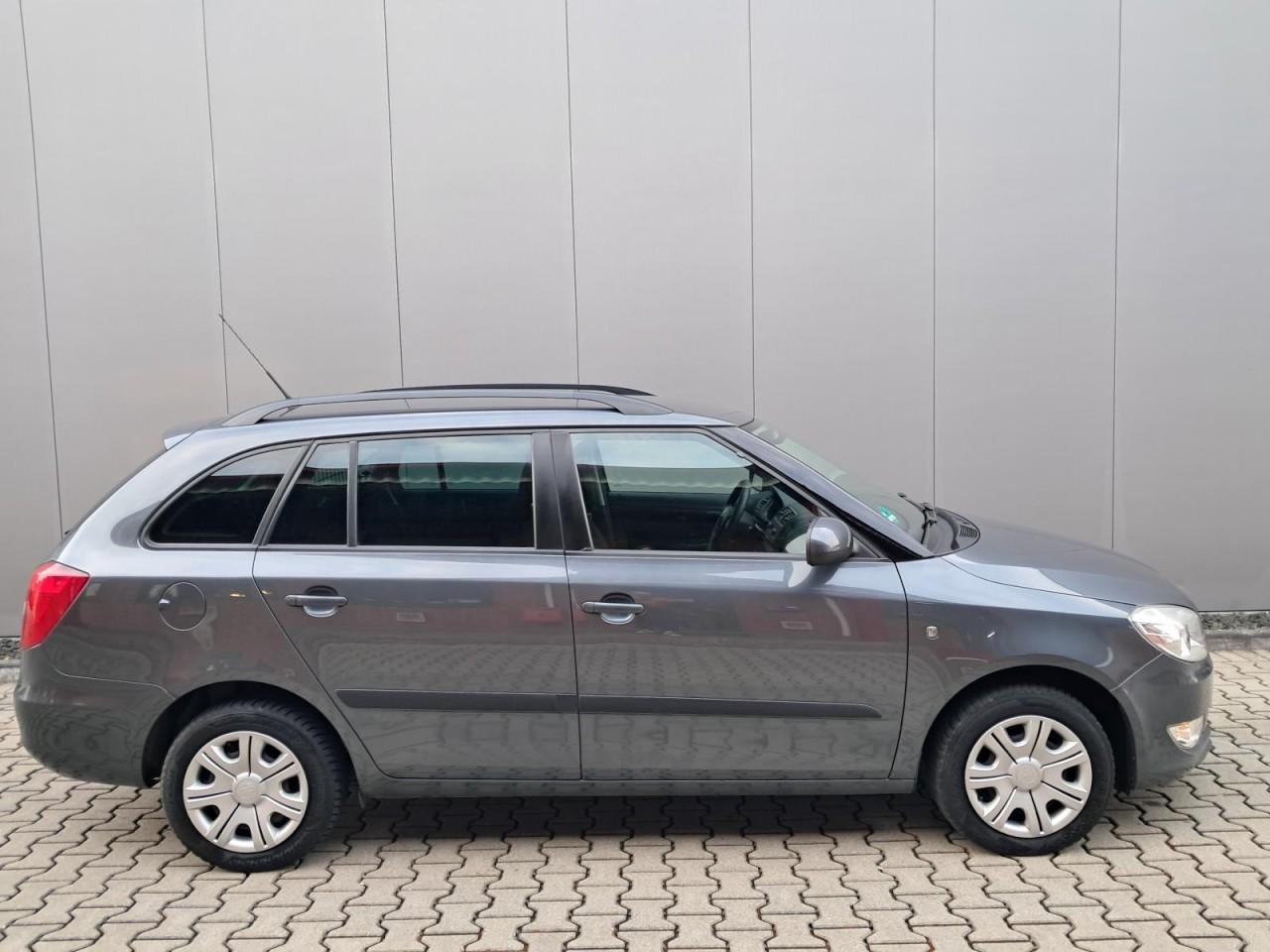 Skoda Fabia 2010 — photo 5