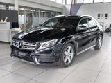 Mercedes-Benz GLA 220 AMG 4MATIC,LED,Pano,AHK,360°,Navi,18Zoll - gebrauchte Mercedes-Benz GLA 220 aus dem Jahr 2018