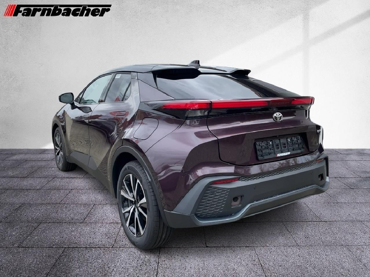 Fahrzeugabbildung Toyota C-HR 2.0 Hybrid Team D + Technik-Paket