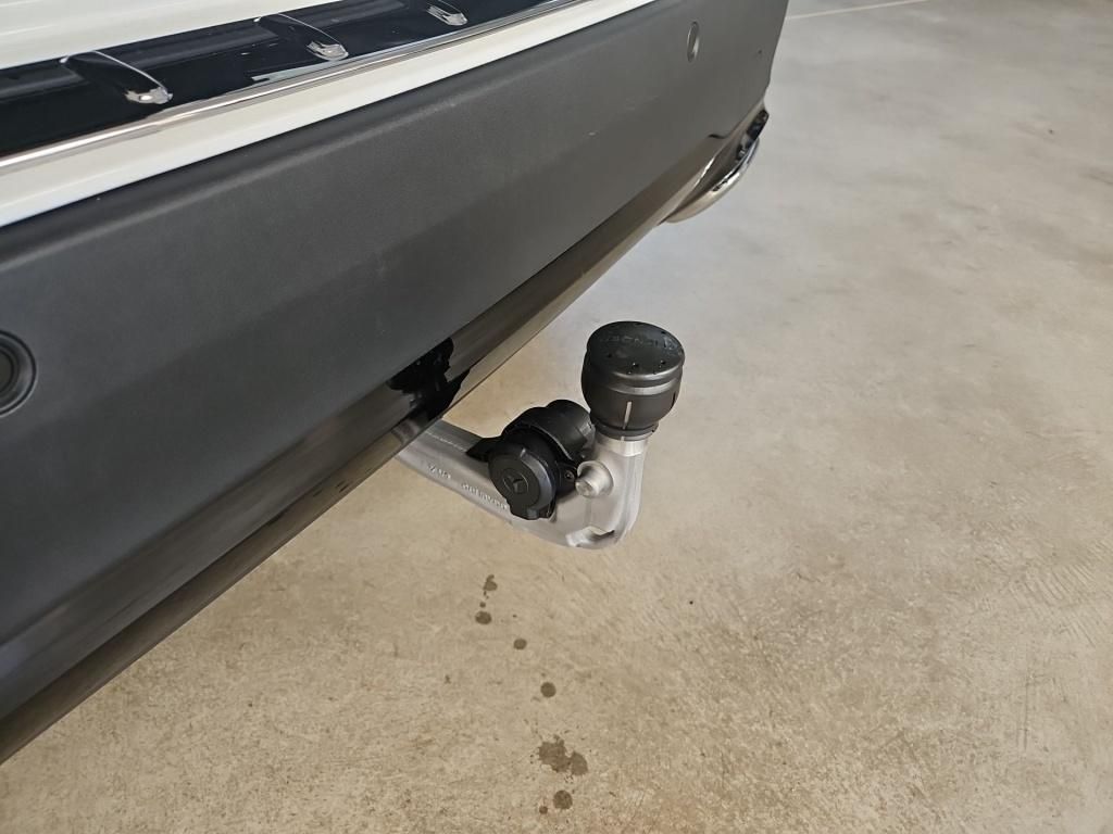 Fahrzeugabbildung Mercedes-Benz GLA 200 + PROGRESSIVE+NIGHT+AHK+KEYLESS+WINTER +