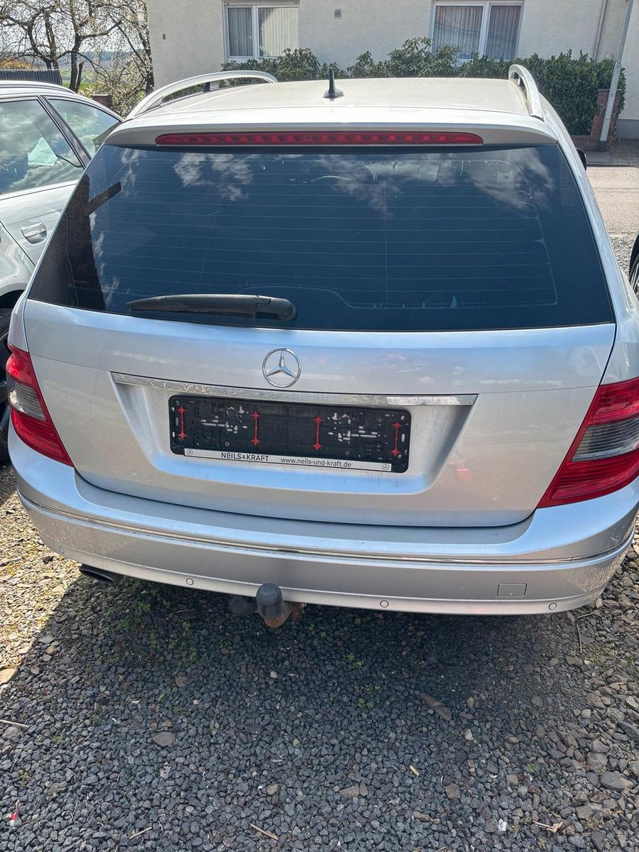Mercedes-Benz C220 2008 — photo 5