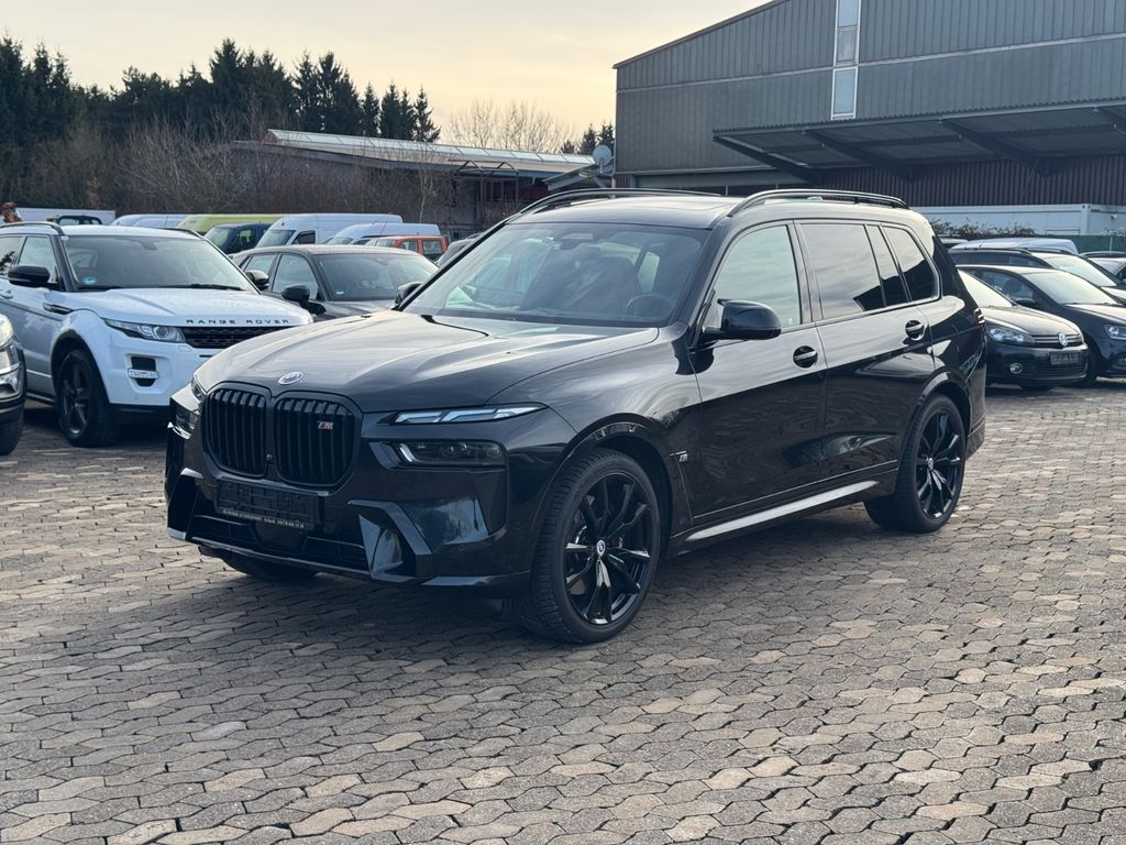 BMW X7 M60