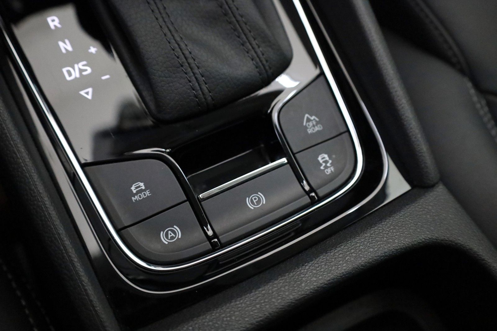 Fahrzeugabbildung SKODA Kodiaq Style DSG 4x4,Leder,Navi,LED,SH,Panorama