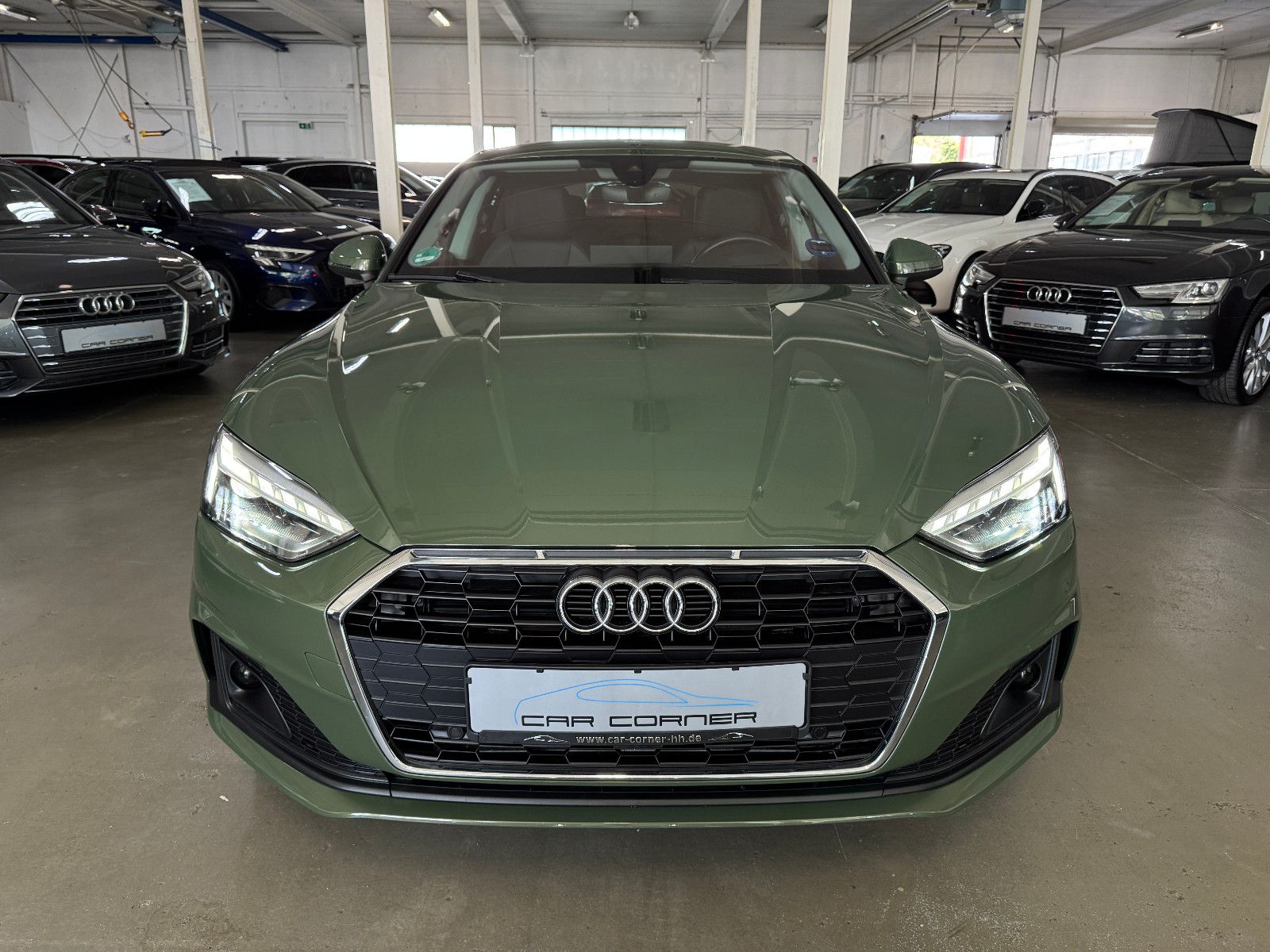 Fahrzeugabbildung Audi A5 SP S-TRONIC SONDERLACKIERUNG S-LINE MEGA VOLL