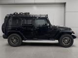 Jeep Wrangler Unlimited Sahara Aut., Wenig KM - Jeep Wrangler: Pickup