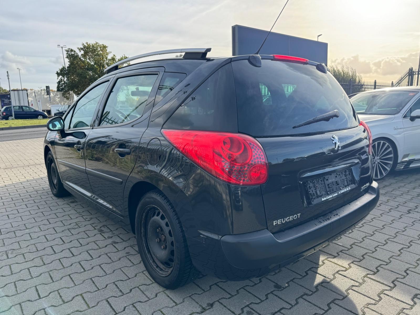 Peugeot 207 2010 — photo 6