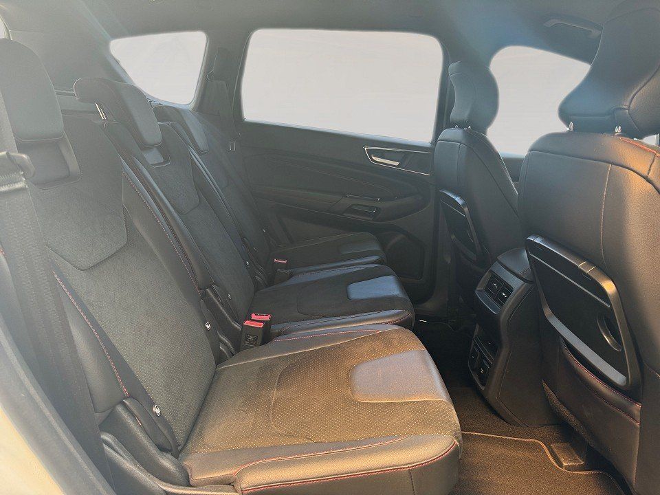 Fahrzeugabbildung Ford S-MAX 2.5i 150PS A/T Hybrid ST-Line