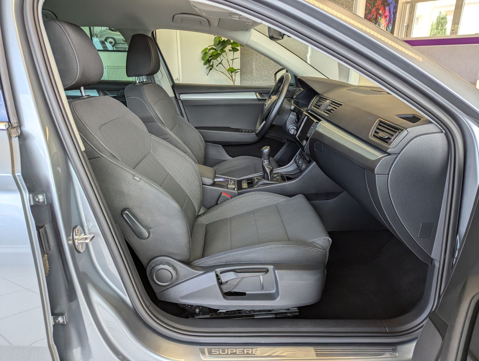 SKODA Superb 1.8 TSI Ambition Bi-Xen SHZ Tempomat AHK - Image 13