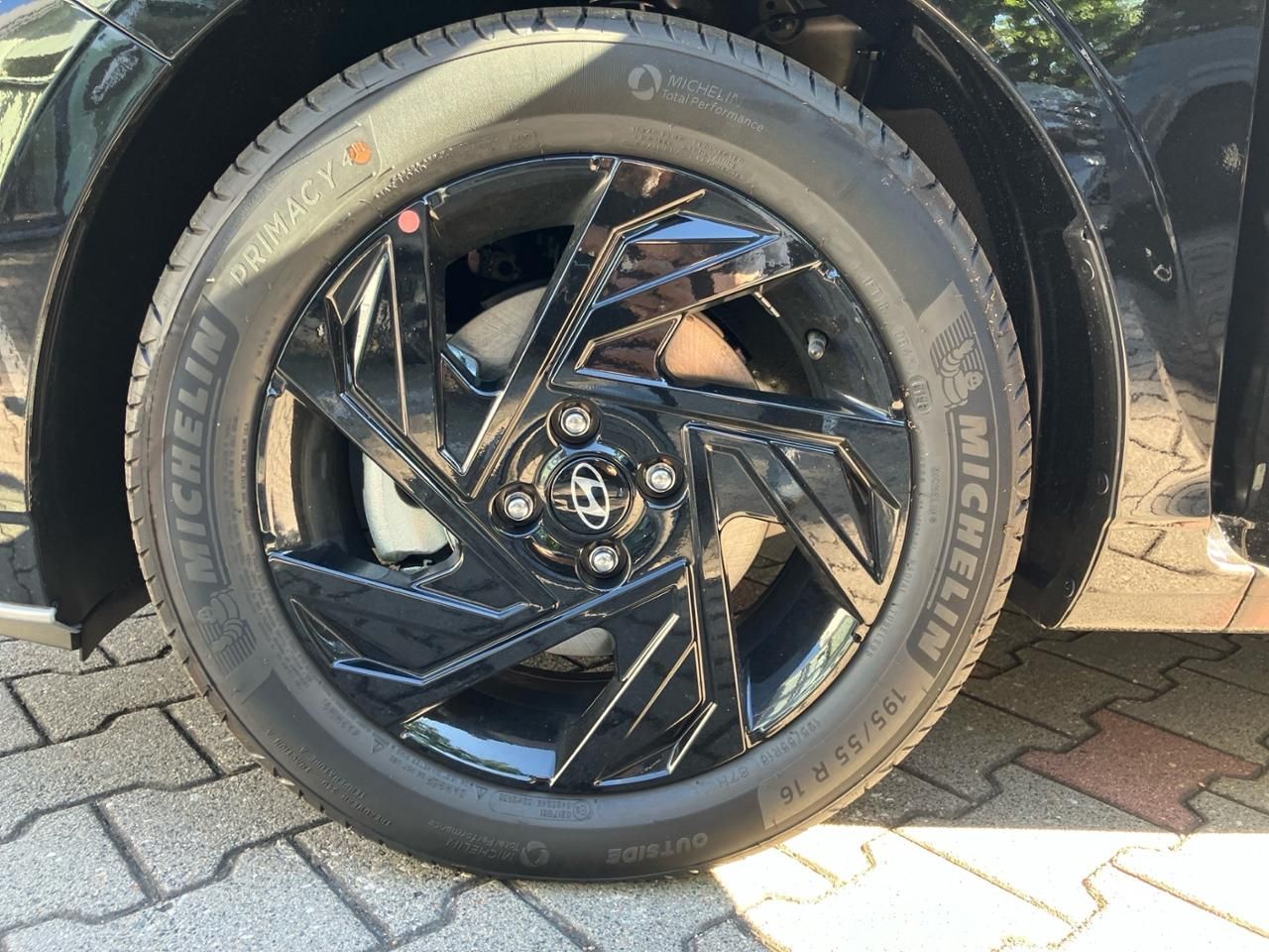 Fahrzeugabbildung Hyundai i20 1.0 T-GDI Trend (EURO 6e)(OPF) AUT Kam. LED