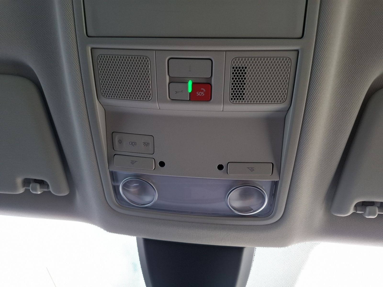 Fahrzeugabbildung SEAT Ateca TDI FR-Line DSG LED Navi ACC RFK SH 18"
