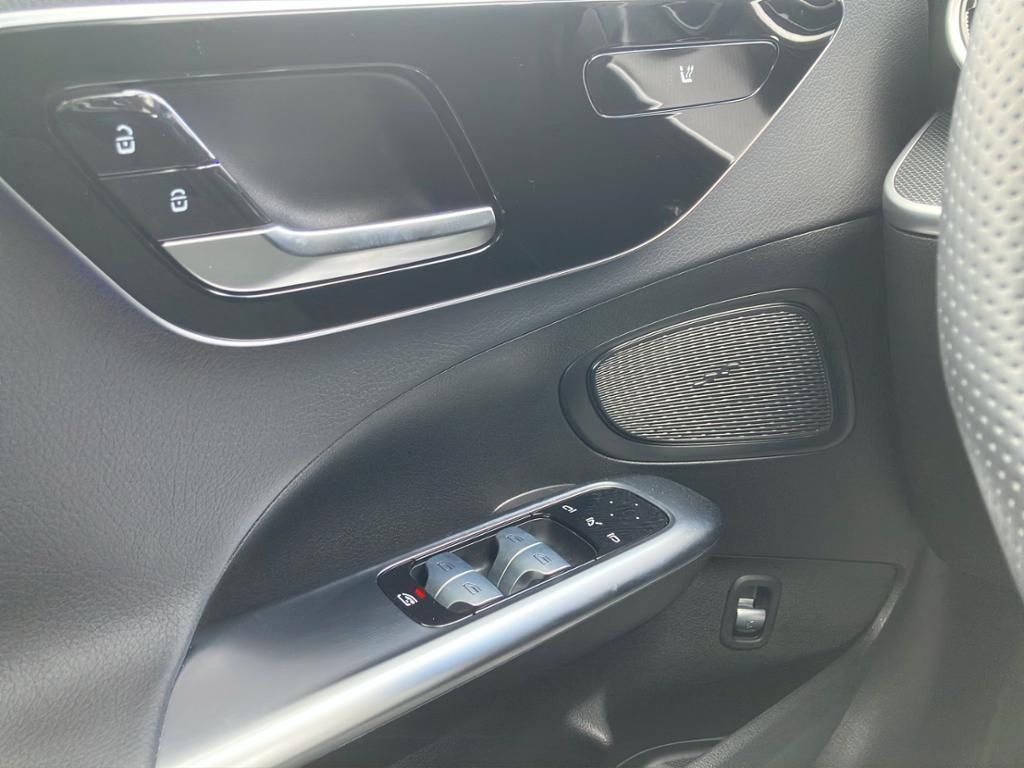 Fahrzeugabbildung Mercedes-Benz C 220 d T-Modell AMGLine*Kamera*AHK*AppleCarPlay