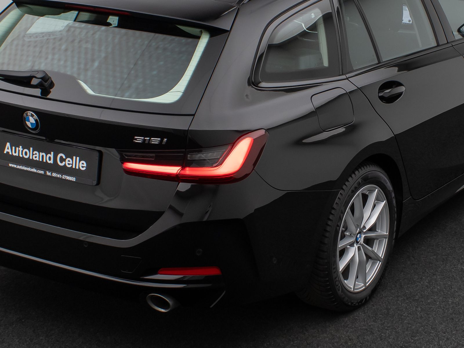 Fahrzeugabbildung BMW 318i Kamera DAB CockPit+ Alarm Geschwindigkeitsr