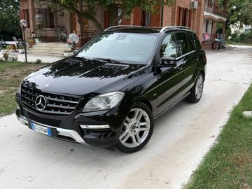 Mercedes ML 250 - 1