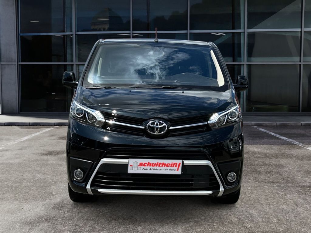 Fahrzeugabbildung Toyota Proace 2,0-l-D-4D L2 (7-Si.) Autm. Verso Executi