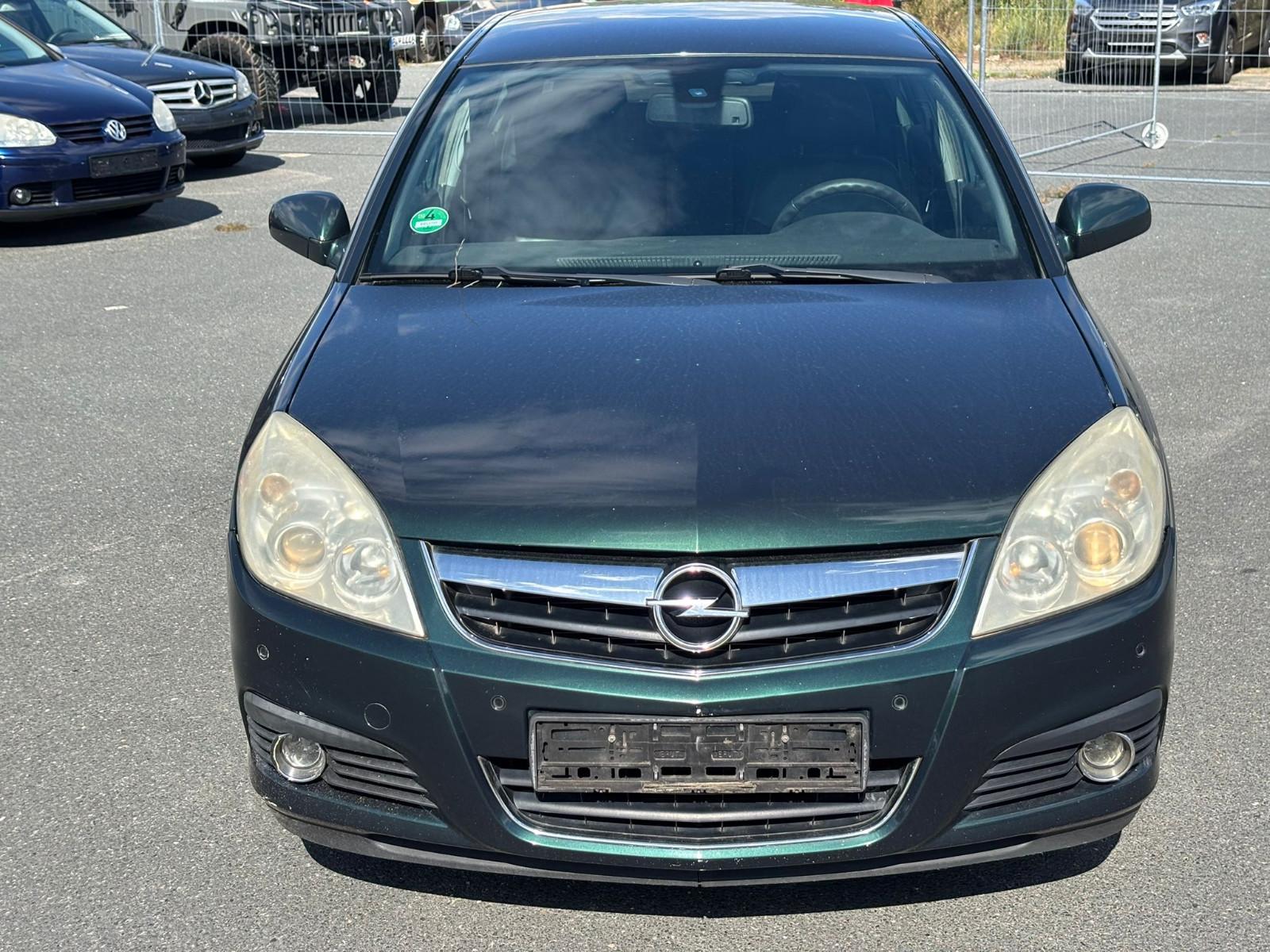 Opel Signum 2005 — interior