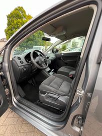 Volkswagen Golf - 8