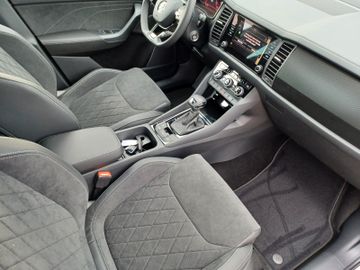 Fahrzeugabbildung SKODA Kodiaq 2.0 TDI Sportline DSG Pano/LED/ACC/AHK