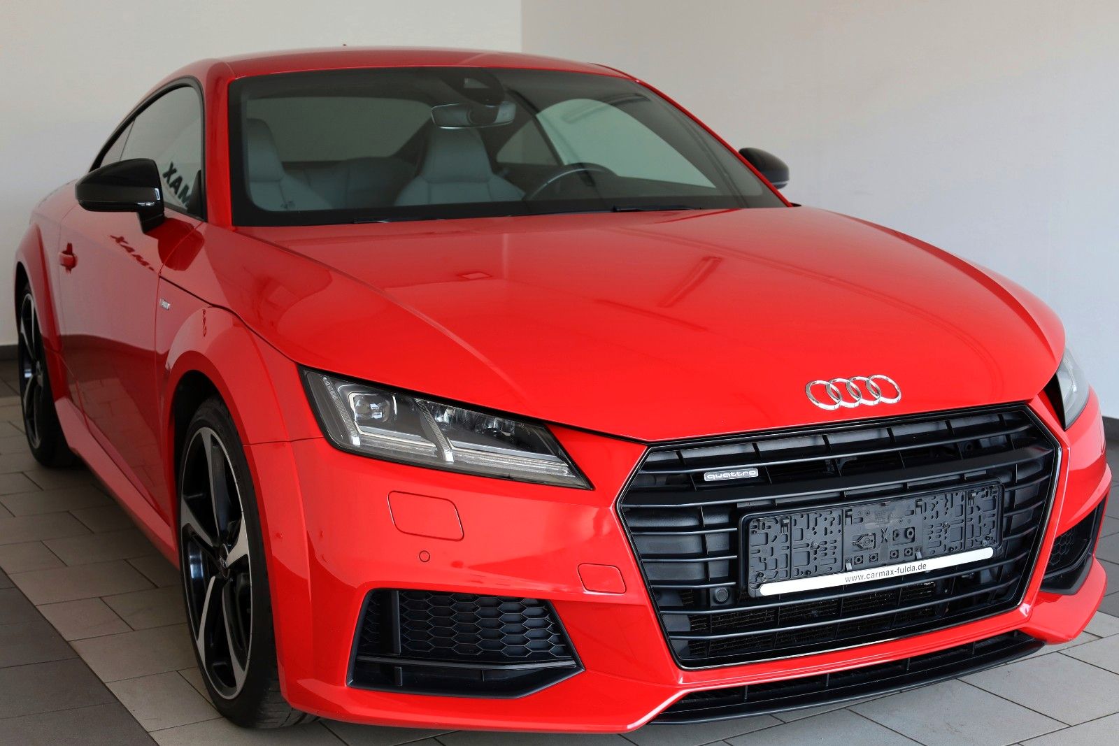 Fahrzeugabbildung Audi TT Coupe 2.0 TFSI quattro S line Navi,Bang&O,SH
