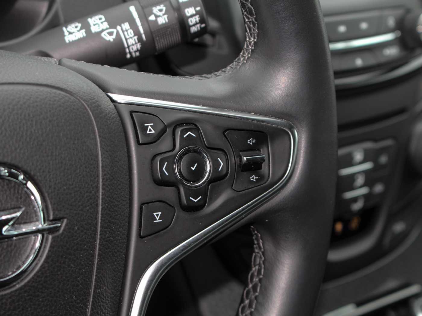 Opel Insignia 2015 — photo 12