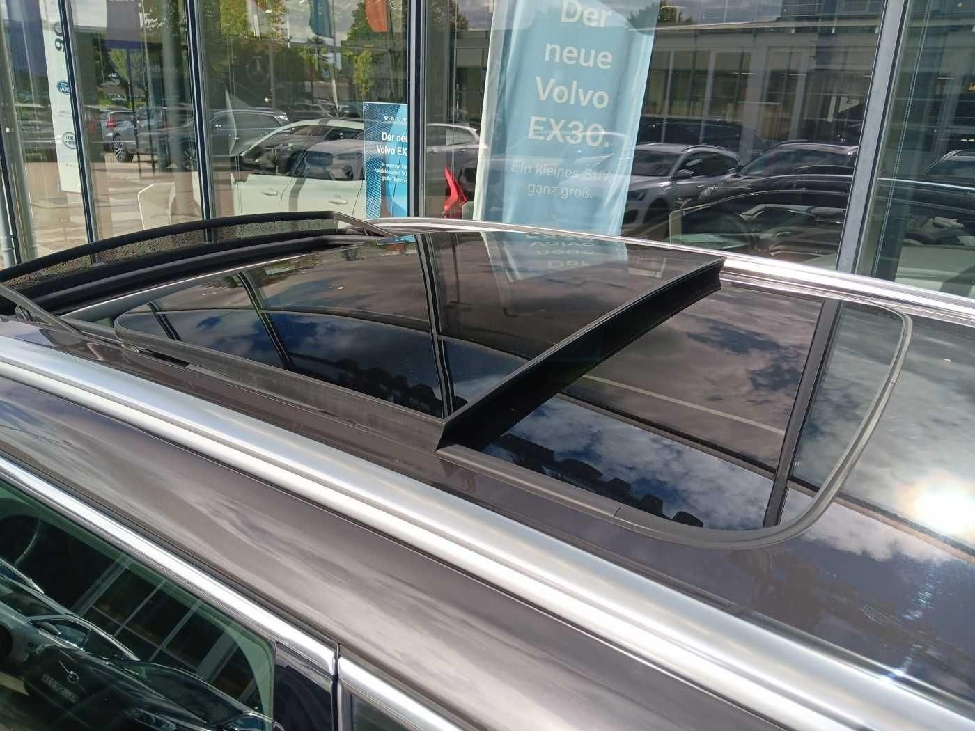 Fahrzeugabbildung Volvo XC60 T6 AWD Recharge Plus Bright