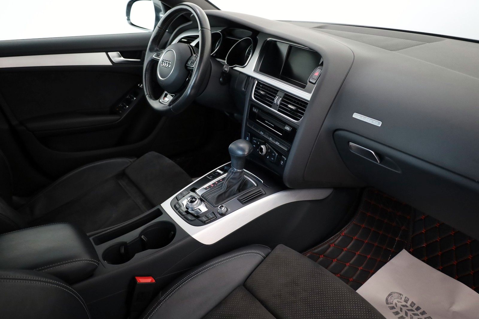 Fahrzeugabbildung Audi A5 SB 2.0 TFSI quattro S Line T.Leder,Navi,Xenon