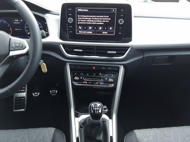 Fahrzeugabbildung Volkswagen T-Roc Move Matrix Navi AID ACC Park-Assist SH LM