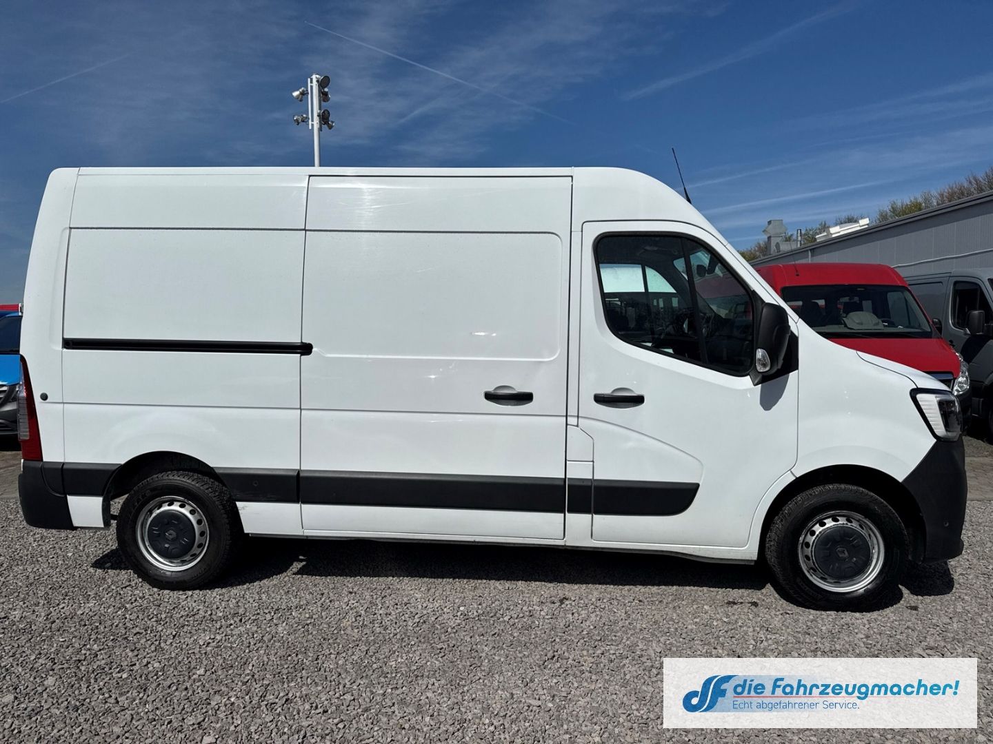Fahrzeugabbildung Renault Master III Kasten L2H2 HKa 3,5t Totwinkelassiste