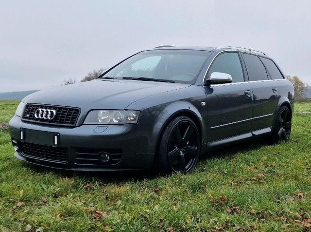 Audi S4 B6 V8 4,2