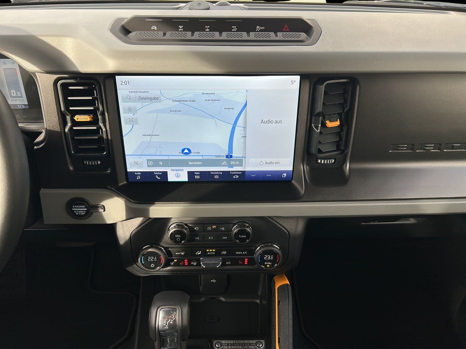 Fahrzeugabbildung Ford Bronco 2.7 EcoBoost Badlands e-4WD/ACC/B&O/CAM/