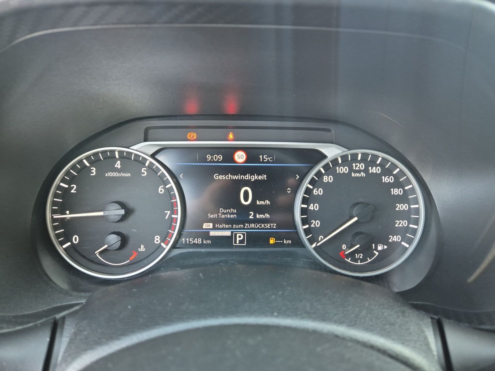 Fahrzeugabbildung Nissan Juke 1.0 DIG-T N-CONNECTA