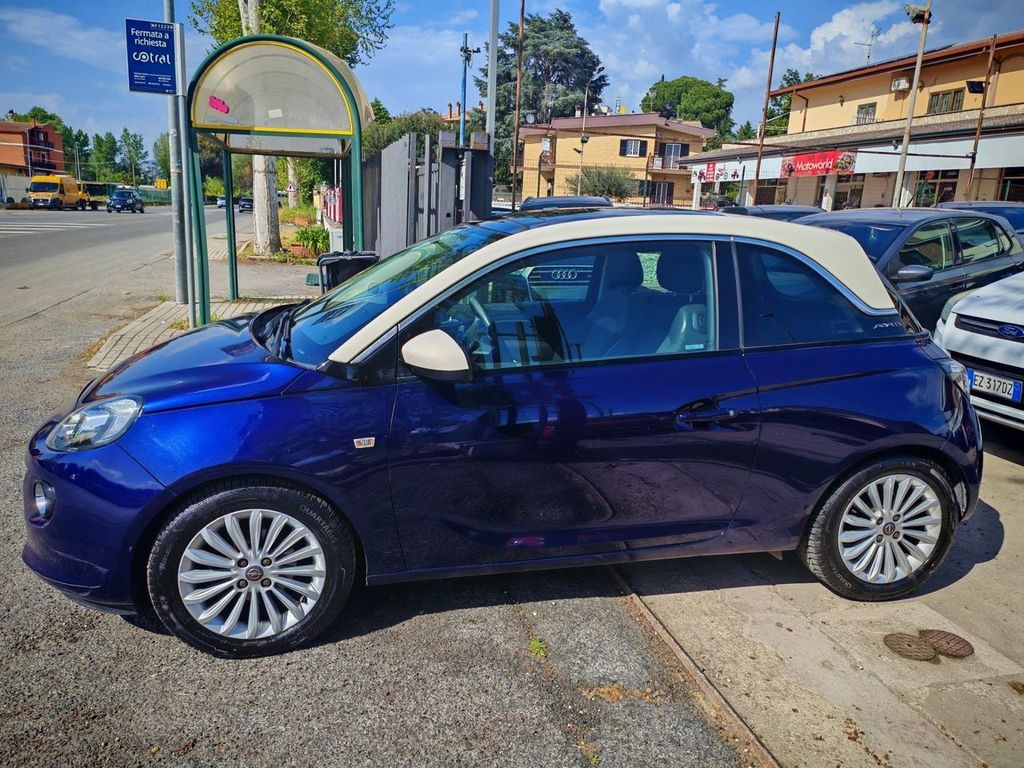 Image of Opel Adam