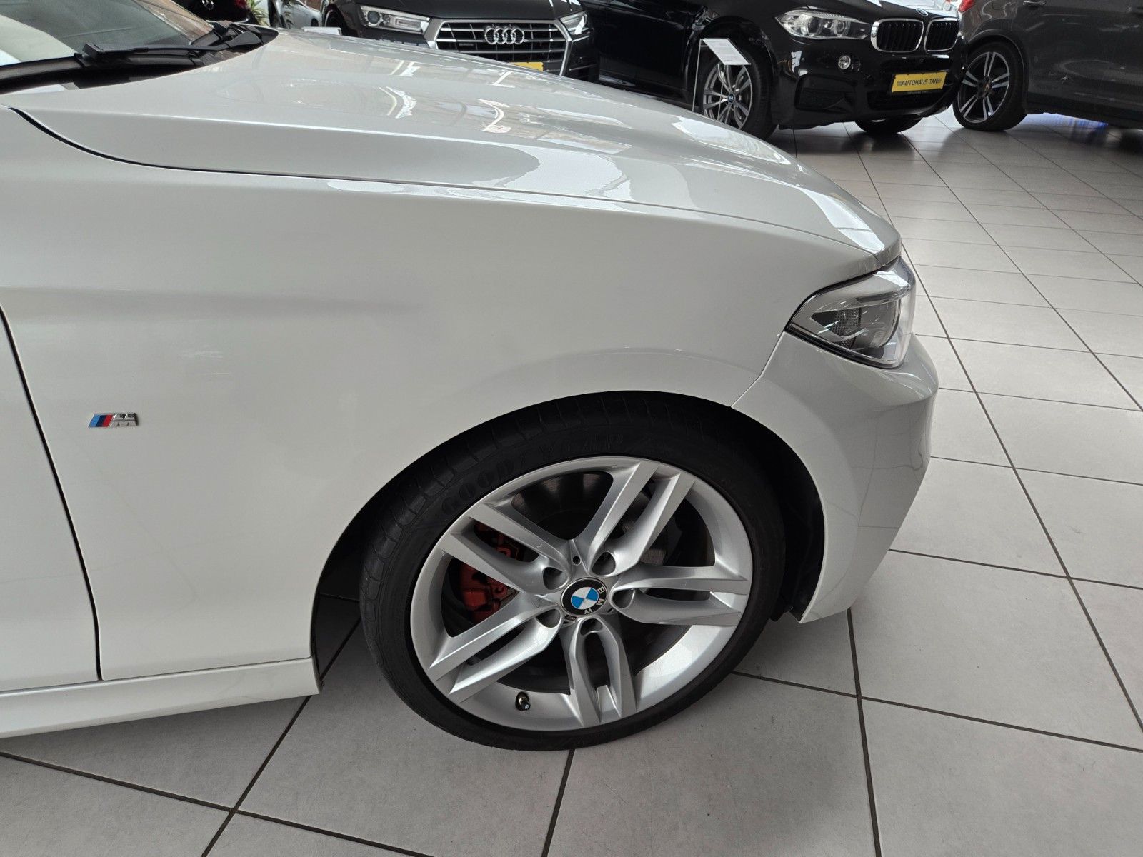 Fahrzeugabbildung BMW 225 2 Coupe d M Sport Paket *SONDERLACK*