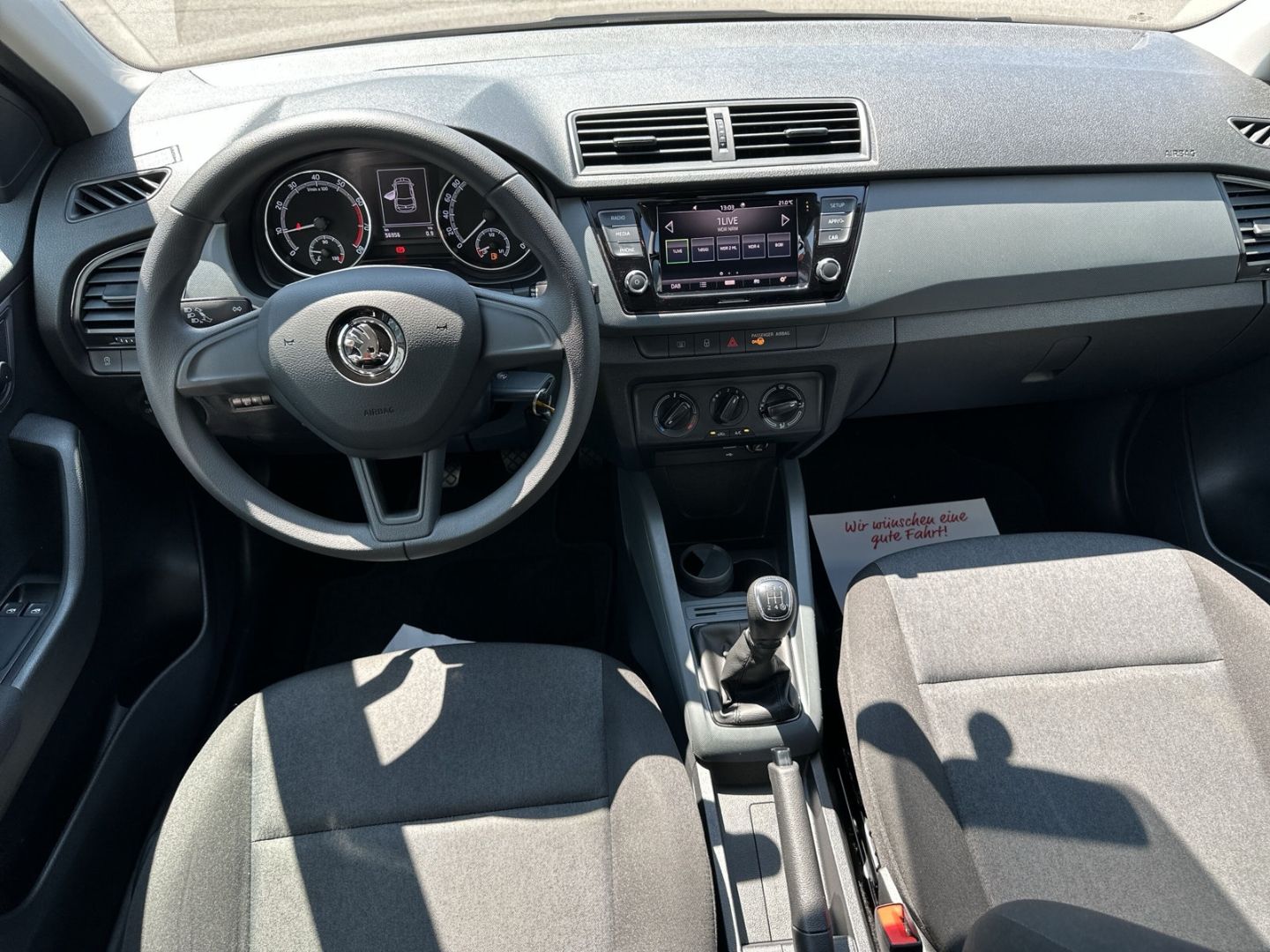 Fahrzeugabbildung SKODA Fabia Cool Plus 1.0 DAB Tel.-Vorb. PDC Alu Klima