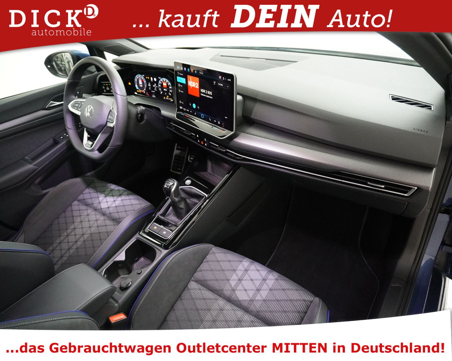 Fahrzeugabbildung Volkswagen Golf VIII 1.5 3X R-LINE+PANO+MATRI+360+HEAD+AHK+