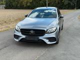 Mercedes-Benz Mercedes Bens E400d Matic in Selenitgrau M... - Mercedes-Benz MB 100 Gebrauchtwagen