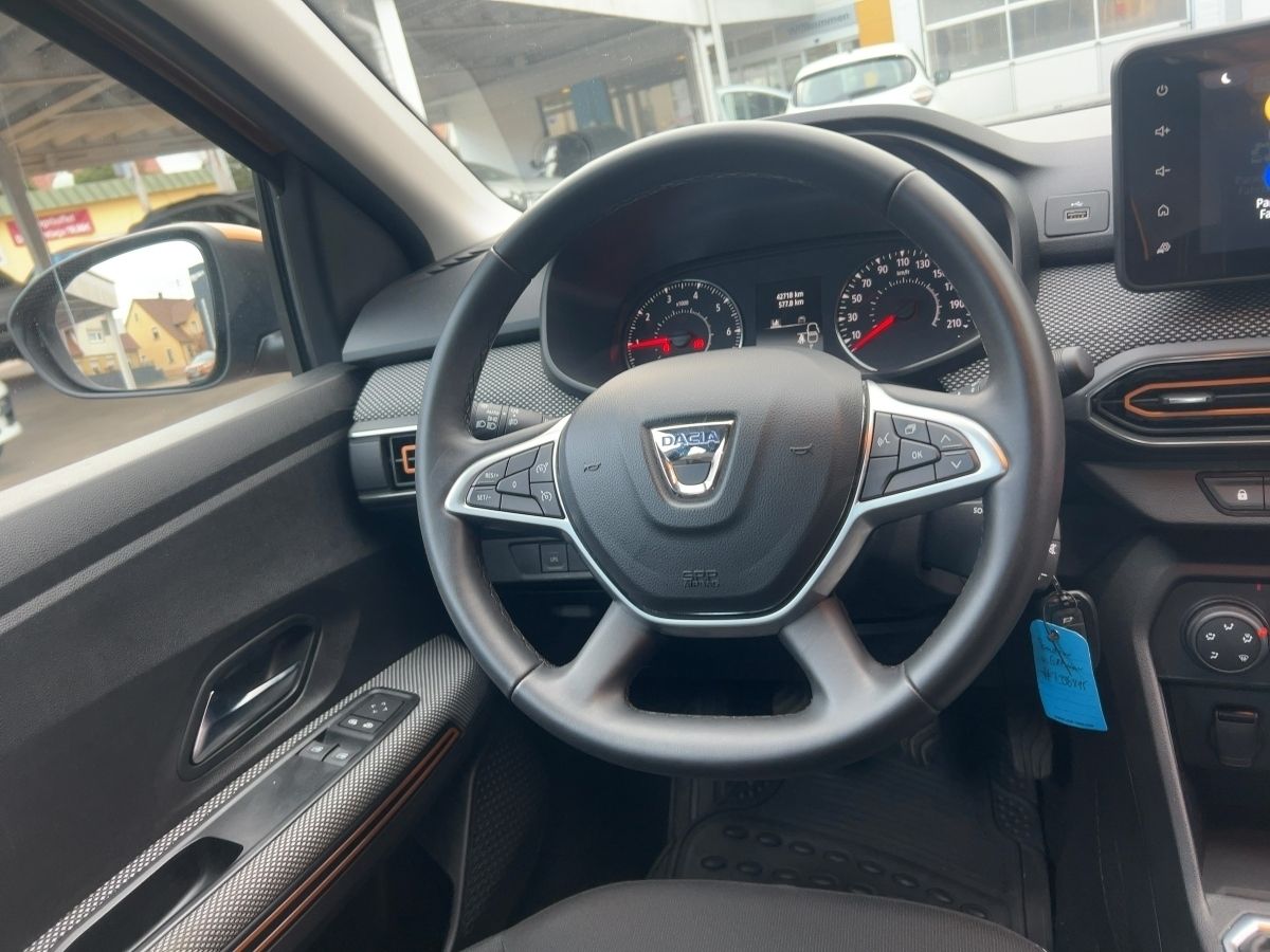 Fahrzeugabbildung Dacia Sandero Stepway Comfort TCe 100 ECO-G Kamera