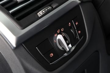 BMW X3 xDrive20d LEDER LASER HUD ACC STHZ RFK AHK