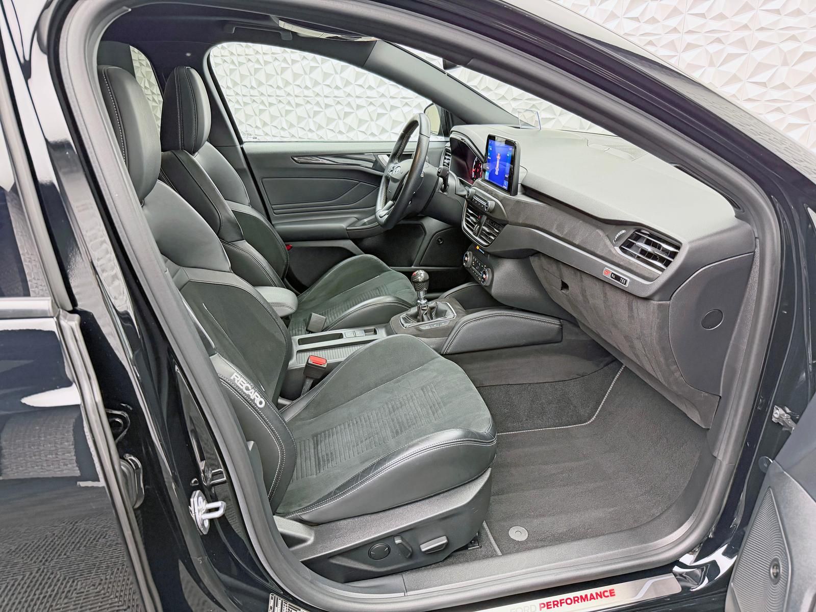 Fahrzeugabbildung Ford FOCUS ST PERFORMANCE/MAXTON/BULLX-MOTORSPORT/B&O