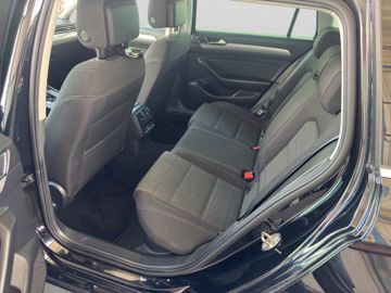 Volkswagen Passat Variant - 9