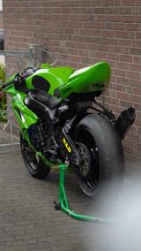 Kawasaki ZX 6 R + Zubehör  - RENNSPORT VON 501 BIS 750 CCM