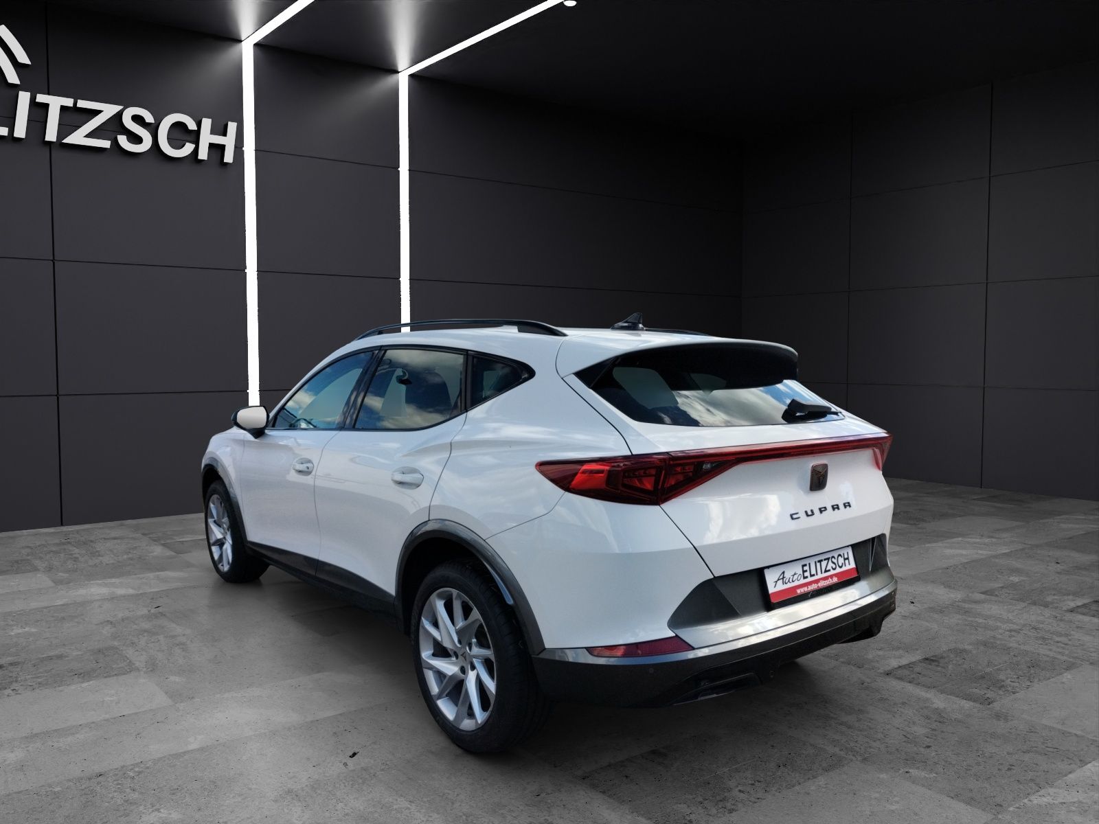 Fahrzeugabbildung CUPRA Formentor Basis LED 18" LED ACC SHZ PDC Navi Kli