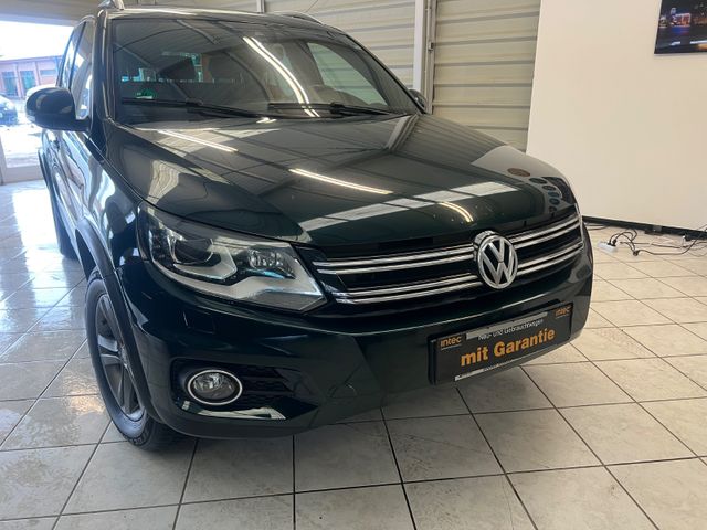 Volkswagen Tiguan 4Motion Panorama Sitzheizung Leder