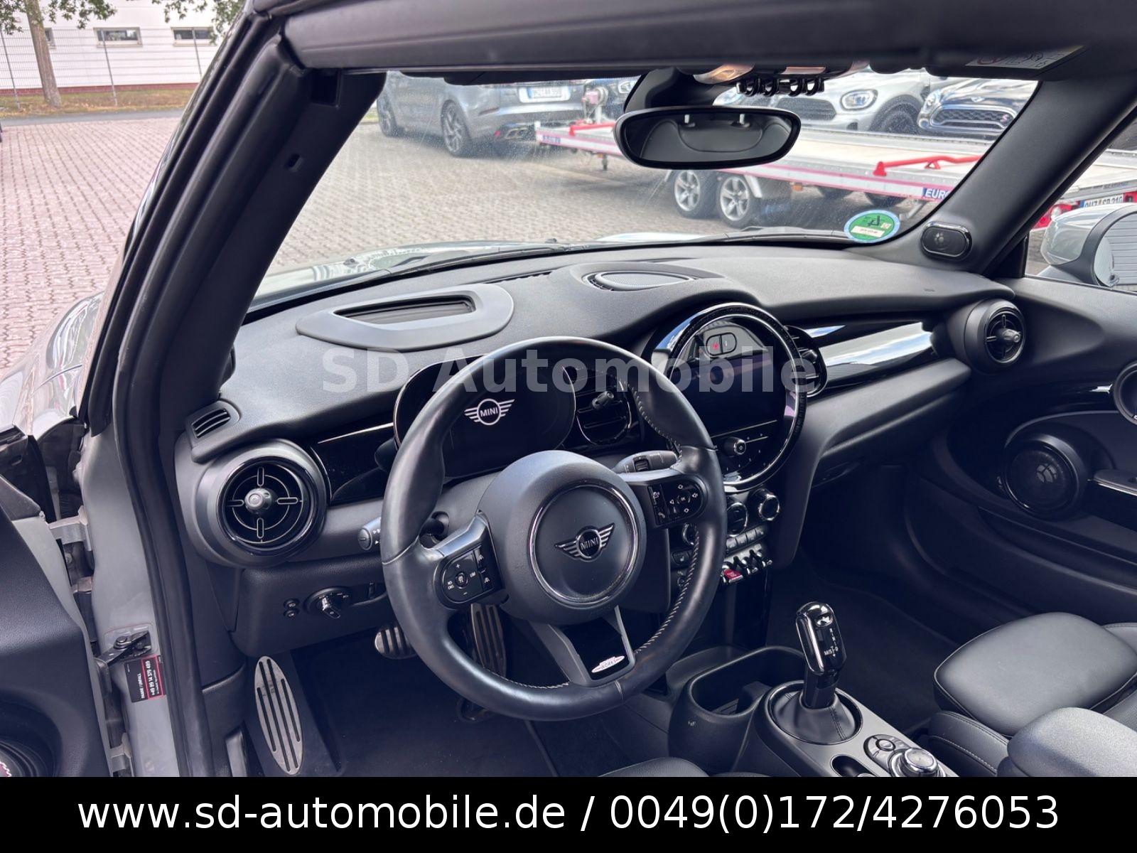 MINI Cooper S Cabrio John Cooper Works Trim