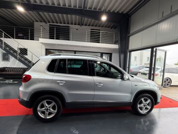 Volkswagen Tiguan - 4